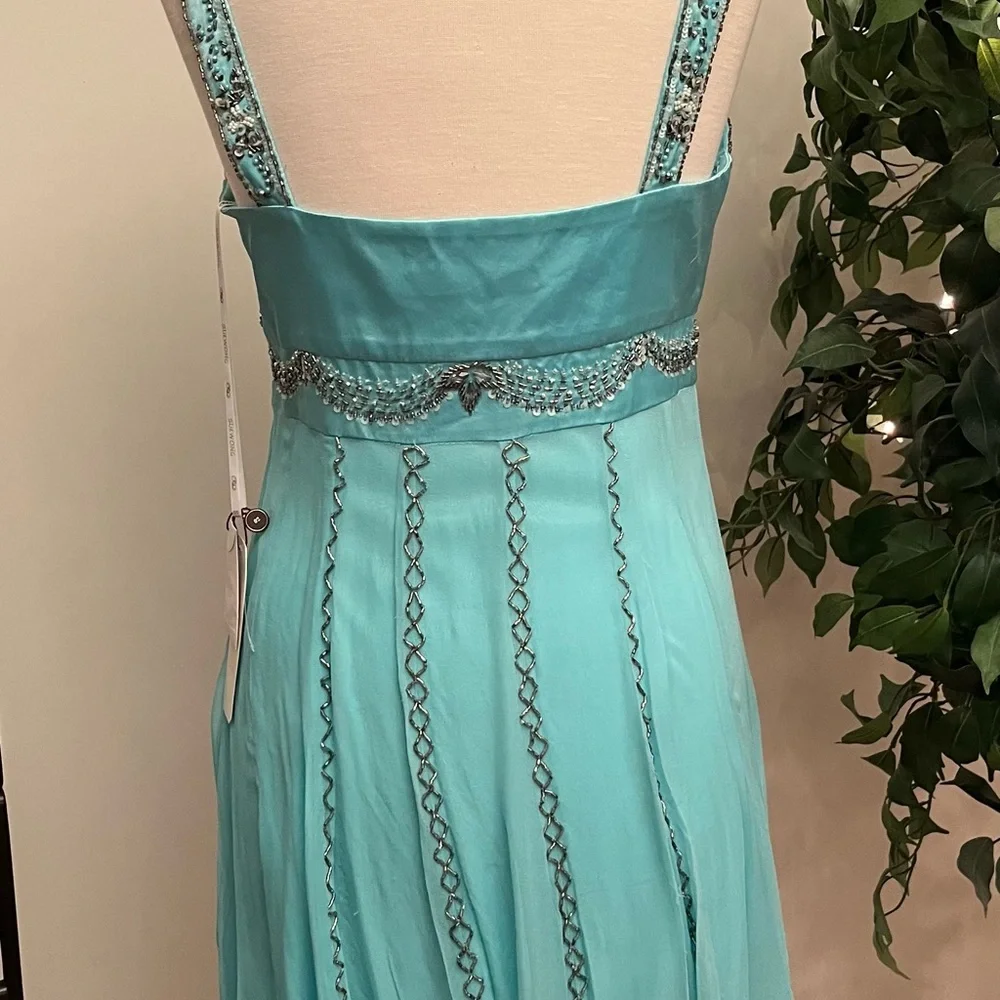 Elegant Teal Embellished Gown - Picture 2 of 4